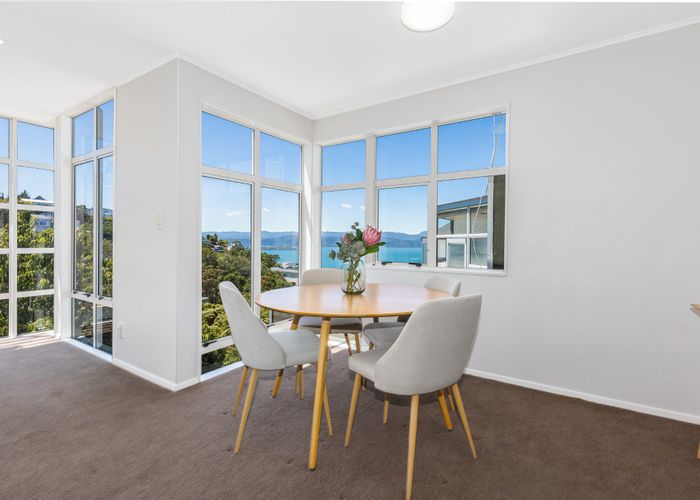  at 17 Waru Street, Khandallah, Wellington