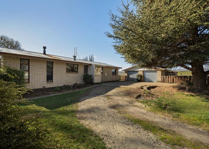  at 2915 Tarras-Cromwell Road, Tarras