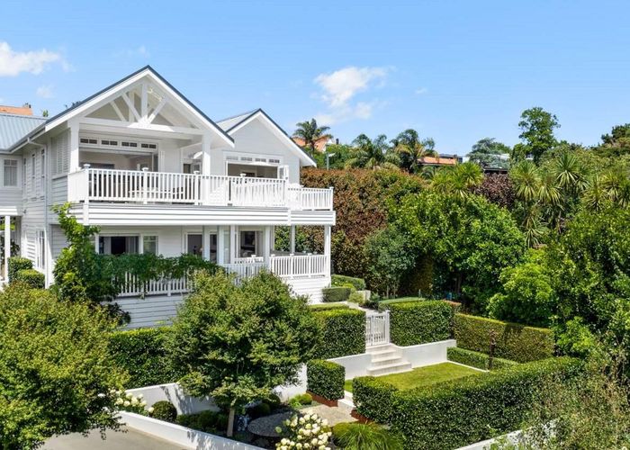  at 39 Fern Glen Road South, St Heliers, Auckland