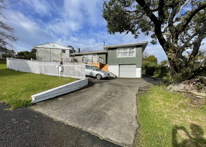 at 10 Hinau Street, New Lynn, Waitakere City, Auckland