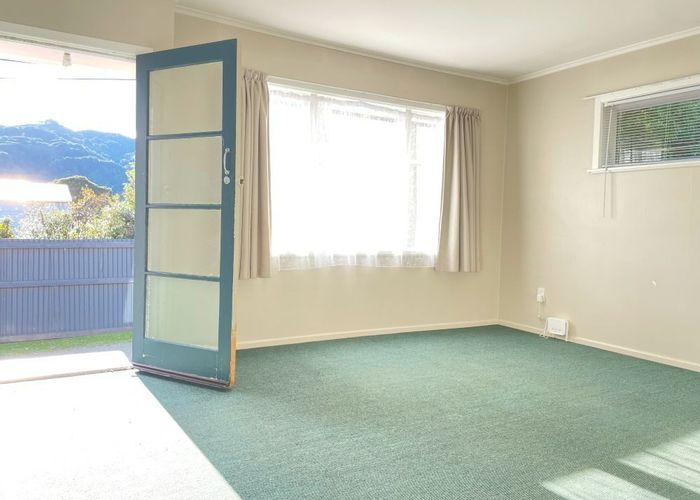  at 1/35 Dunns Street, Silverstream, Upper Hutt, Wellington