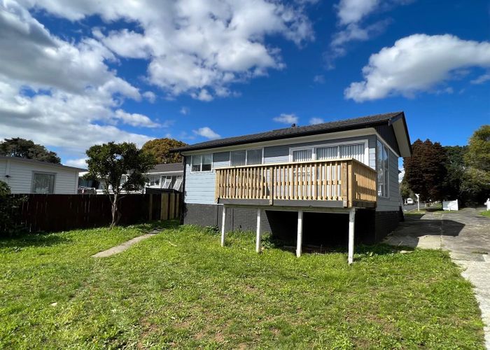  at 25 Burbank Avenue, Manurewa, Auckland