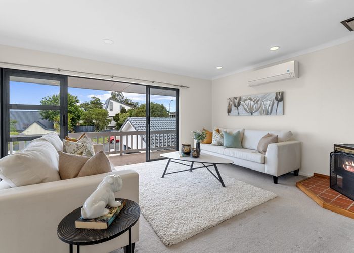  at 129 Stapleford Crescent, Browns Bay, Auckland