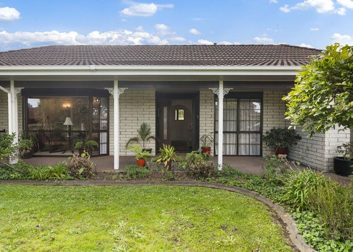  at 2 Gardone Terrace, Conifer Grove, Papakura, Auckland