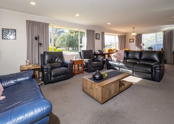  at 33 Buckleys Terrace, Tinwald, Ashburton