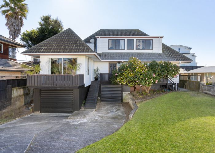 at 27 Tweed Street, Mount Maunganui