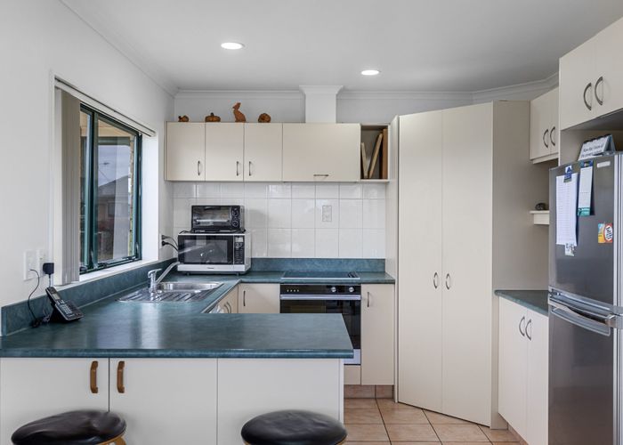  at 40 Summerland Crescent, Papamoa Beach, Papamoa