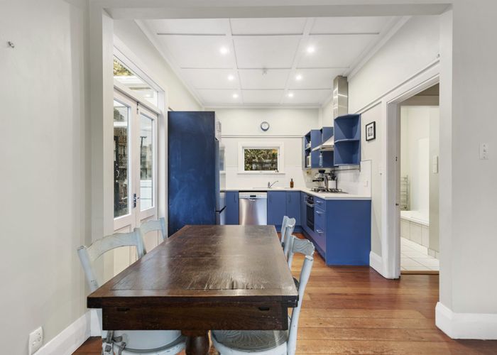  at 10 Brighton Street, Island Bay, Wellington, Wellington