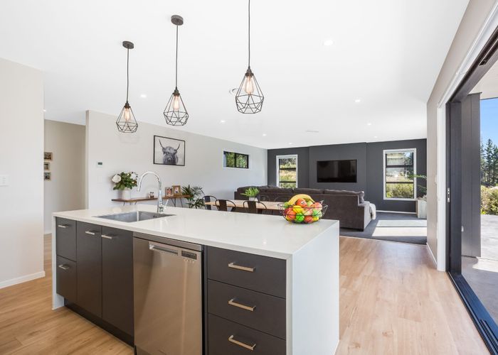  at 20B Stroma Way, Timberlea, Upper Hutt