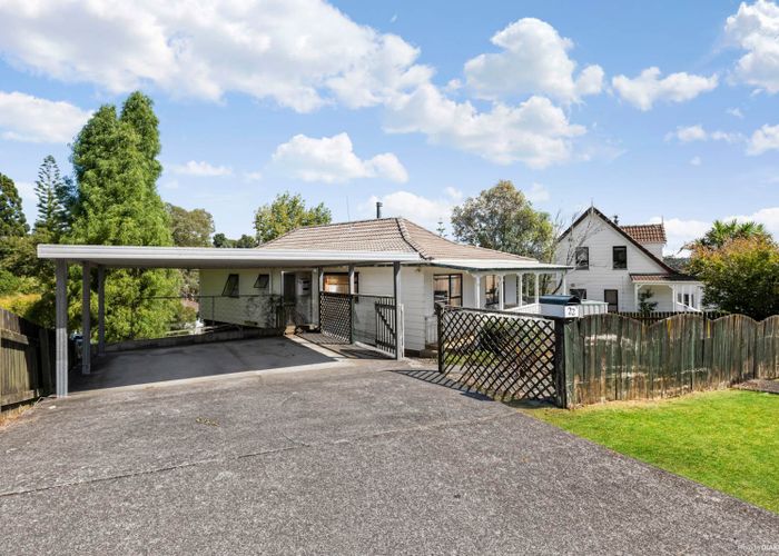 Free property data for 22 Sungrove Rise, Sunnyvale, Auckland homes.co.nz