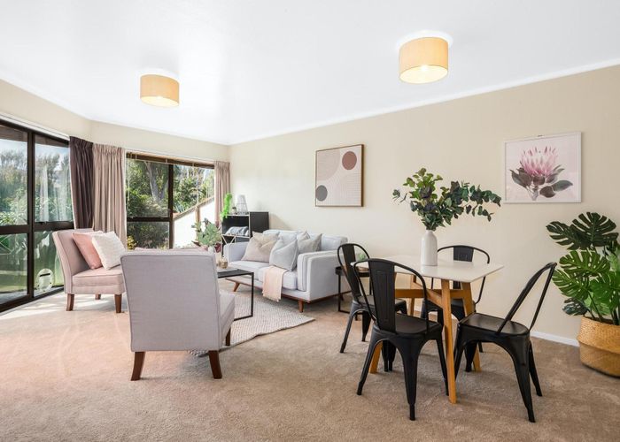  at 9E School Road, Plimmerton, Porirua