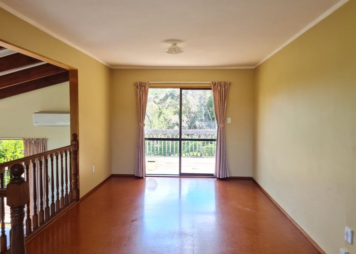  at 2/6 McQuoid Pl, Glenfield, North Shore City, Auckland