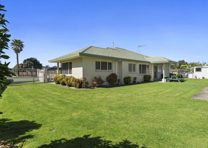  at 56 Evans Road, Papamoa Beach, Papamoa