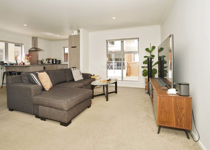  at 2/9 Vialou Street, Hamilton City Central, Hamilton, Waikato