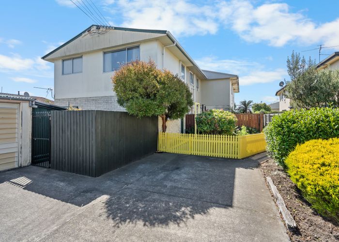  at 1/555 Cashel Street, Linwood, Christchurch City, Canterbury