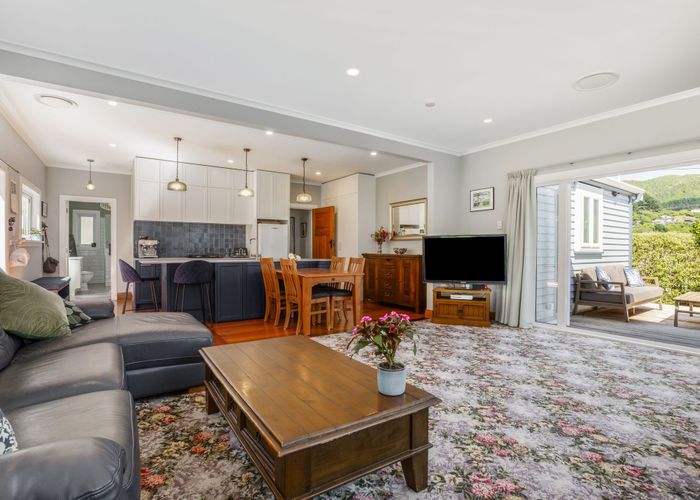  at 32 Handyside Street, Tawa, Wellington, Wellington