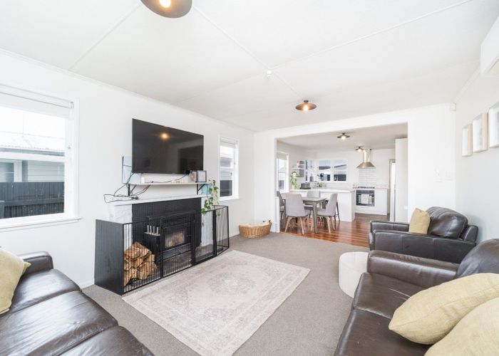  at 17 Alexander Street, Awapuni, Palmerston North, Manawatu / Whanganui