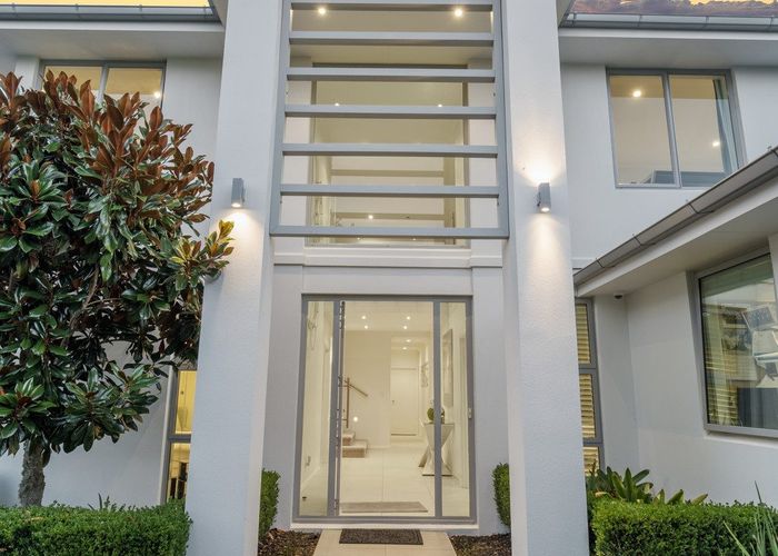  at 20 Langford Place, Albany