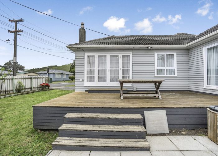  at 40 Frederick Street, Wainuiomata, Lower Hutt