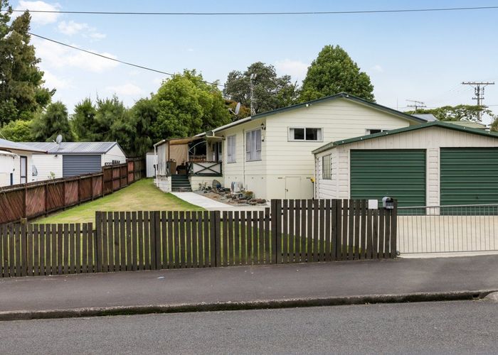  at 77 Peacockes Road, Fitzroy, Hamilton