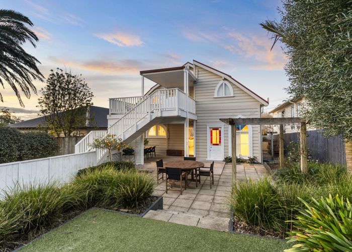  at 6 Sherwood Avenue, Grey Lynn, Auckland