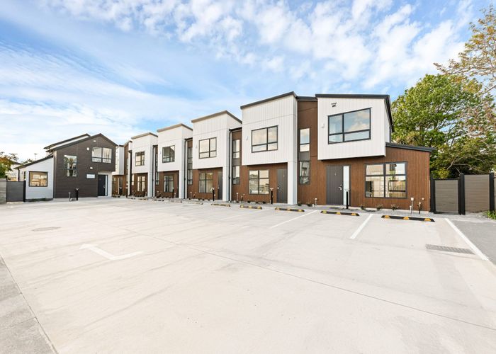  at Lot2/83-87 Cascades Road, Pakuranga Heights, Manukau City, Auckland
