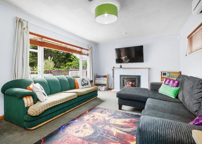  at 138 Hine Road, Wainuiomata, Lower Hutt, Wellington