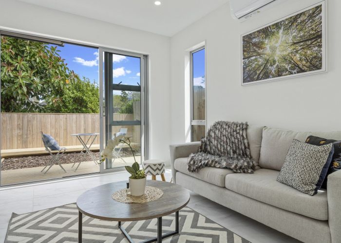  at 298E Sunset Road, Windsor Park, Auckland