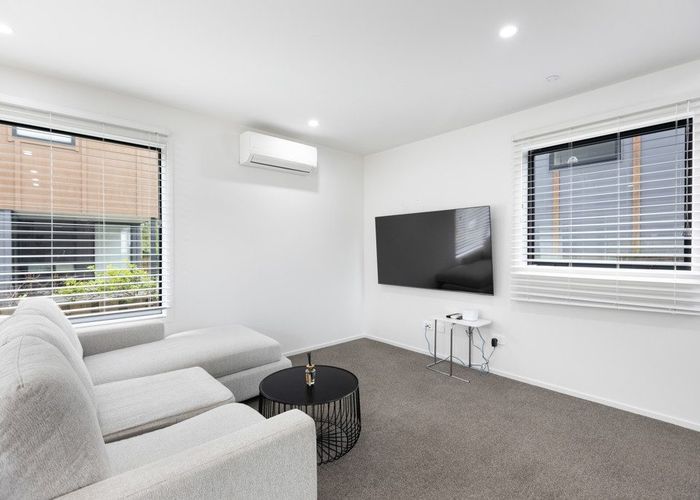  at 42 Astelia Way, Woodridge, Wellington, Wellington