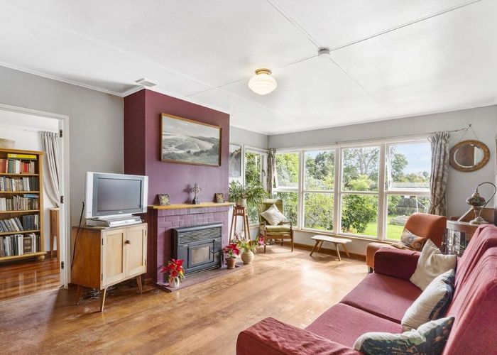  at 33 Denny Avenue, Mount Roskill, Auckland City, Auckland