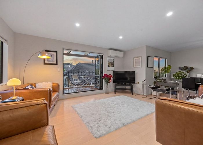  at 2/134 Kohimarama Road, Kohimarama, Auckland
