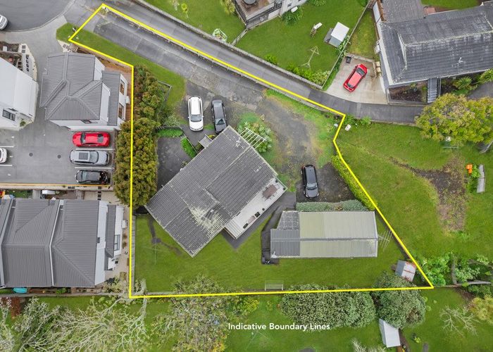  at 9 & 9A Sherie Place, Howick, Manukau City, Auckland