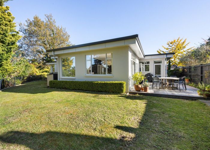  at 6 Anson Avenue, Fairfield, Hamilton