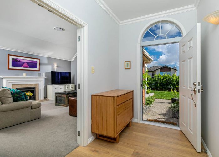  at 5 Archer Rayner Place, Greenhithe, Auckland