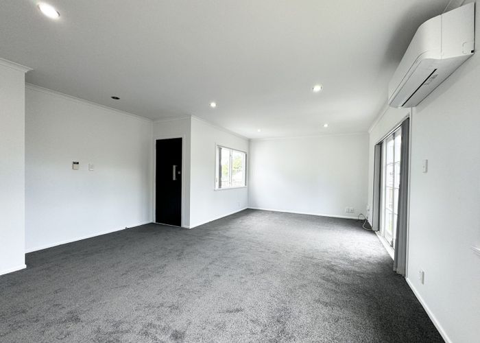  at 79 Stanley Road, Glenfield, Auckland