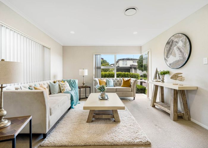  at 13 Oakhurst Avenue, Flat Bush, Auckland