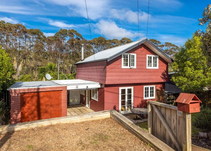  at 13 Totara Road, Onetangi, Waiheke Island, Auckland