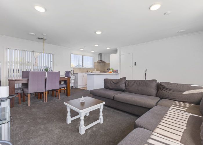  at Lot 2, 3 Zurich Place, Weymouth, Manukau City, Auckland