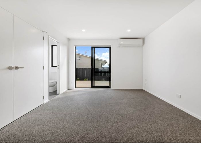  at 121B Waimumu Road, Massey, Waitakere City, Auckland