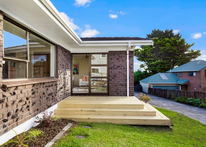  at 2/58 Fir Street, Waterview, Auckland