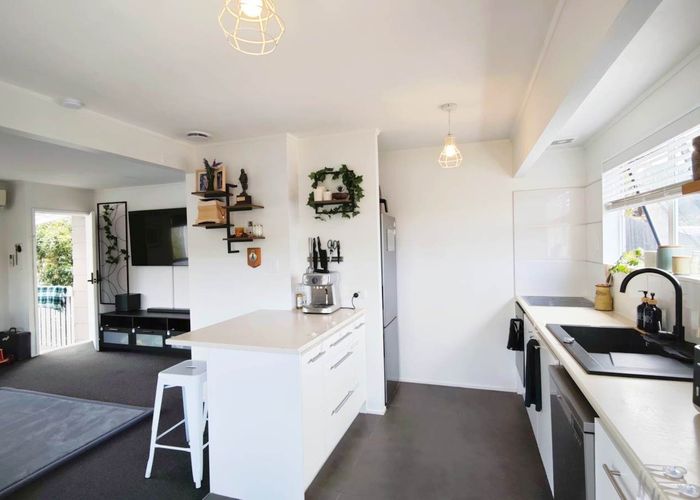  at 61A Simon Ellice Drive, Bayview, North Shore City, Auckland