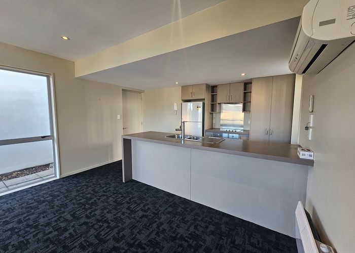  at 140J Sherborne Street, St. Albans, Christchurch City, Canterbury