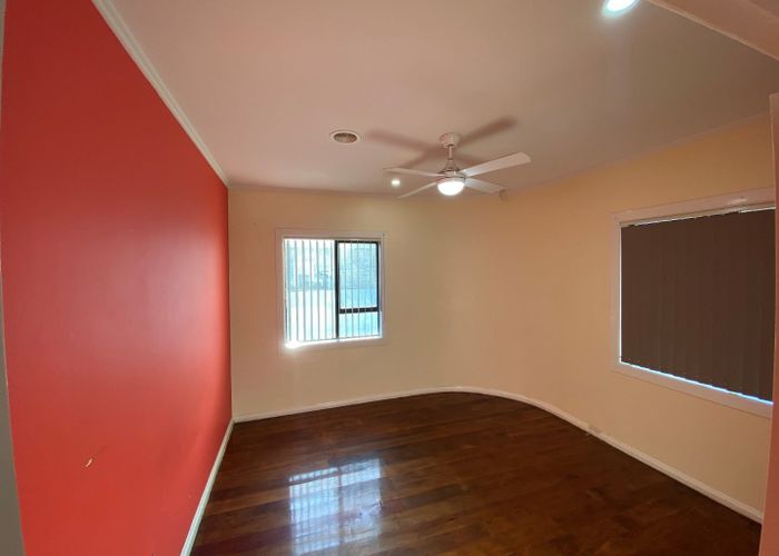  at 3 Avis Avenue, Papatoetoe, Auckland
