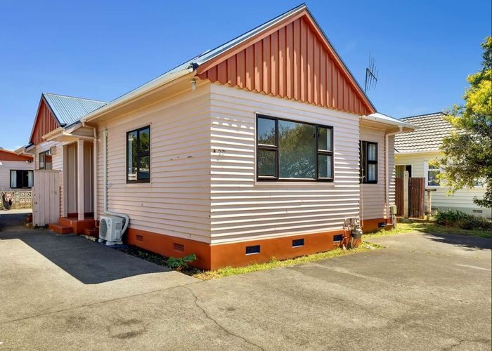  at 27 Jackson street, College Estate, Whanganui, Manawatu / Whanganui
