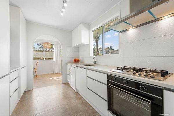  at 14 Ballial Place, West Harbour, Auckland