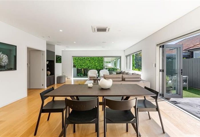  at 102A Coates Ave, Orakei, Auckland City, Auckland