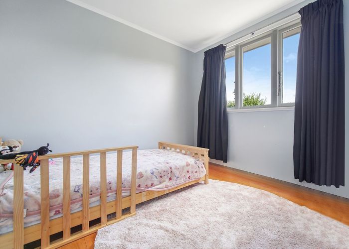  at 35 Woodside Road, Massey, Waitakere City, Auckland