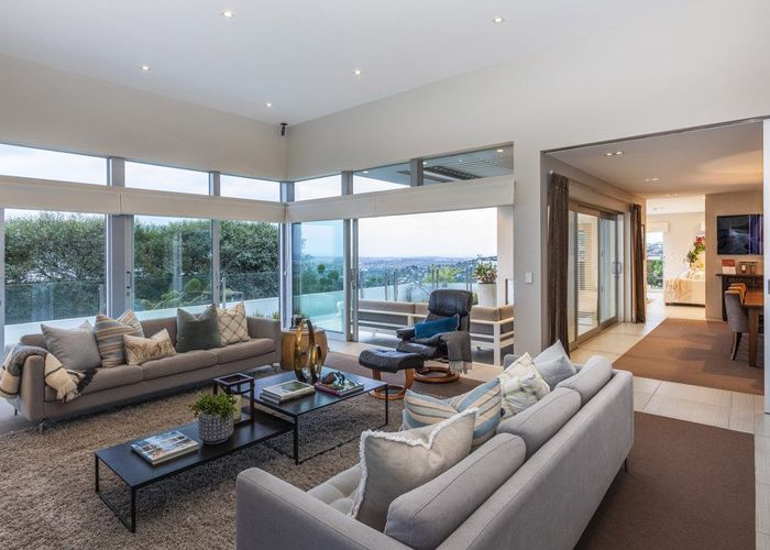  at 50 Longhurst Terrace, Cashmere, Christchurch City, Canterbury