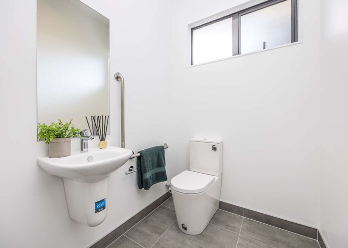  at 6/54 Taharato Road, Forrest Hill, North Shore City, Auckland