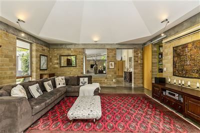  at 250 Bawden Road, Albany